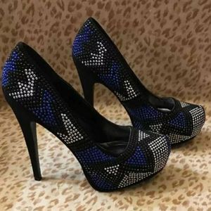 Like New! Shi by Journeys studded heels,  size 8.5